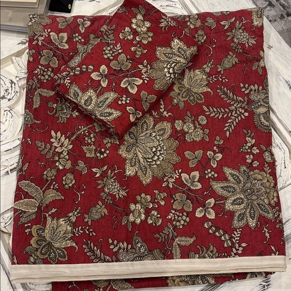 Daniel Stuart studio Duvet Cover Queen French country Reversible 100% Cotton
